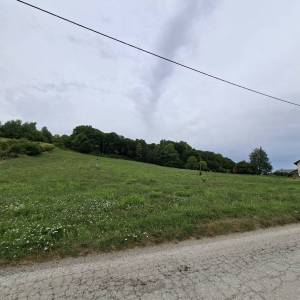 IZNIMNA PRILIKA: Zemljište 2.258 m² u Tušiloviću (građevinsko + poljoprivredno)