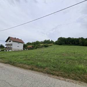 IZNIMNA PRILIKA: Zemljište 2.258 m² u Tušiloviću (građevinsko + poljoprivredno)