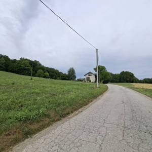 IZNIMNA PRILIKA: Zemljište 2.258 m² u Tušiloviću (građevinsko + poljoprivredno)