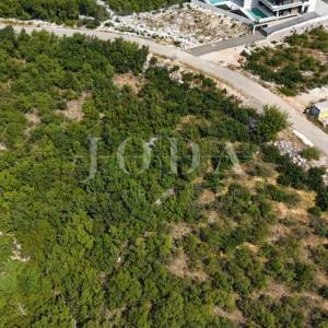 Jadranovo – investicijsko zemljište 250 m od mora