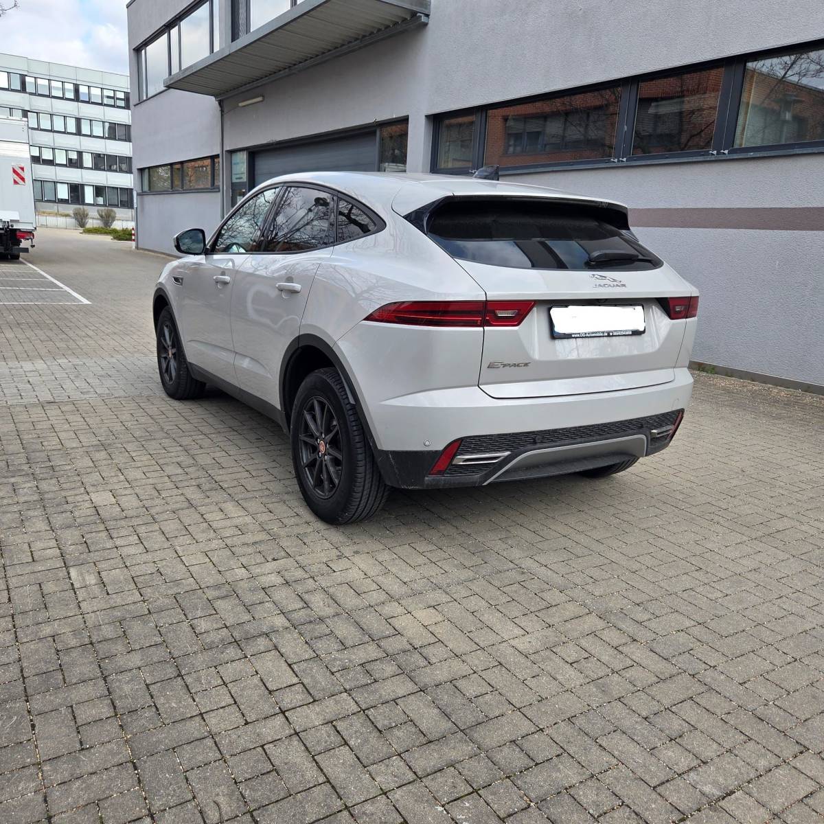 Jaguar E-Pace S 2.0D 165HP AWD A9
