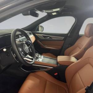 Jaguar F-Pace R-DYN