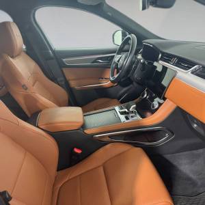 Jaguar F-Pace R-DYN