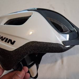 Kaciga za biciklu Btwin - 15€