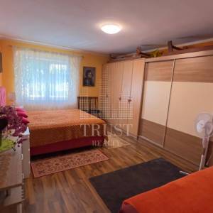  KASTAV – PREDIVNA OBITELJSKA KUĆA S POGLEDOM