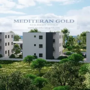 Kaštel Lukšić, novogradnja, parkirno mjesto u cijeni