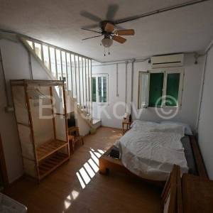 Kaštel Lukšić, obiteljska kuća sa garažom 97m2, prodaja