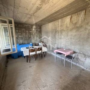 Kaštel Novi,Rudine/Kuća s pogledom na more