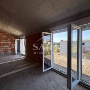 Kaštel Novi,Rudine/Kuća s pogledom na more