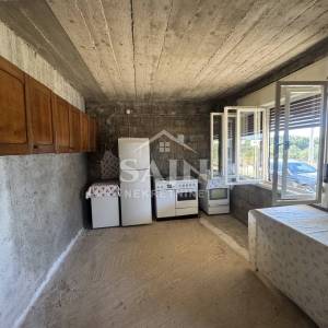 Kaštel Novi,Rudine/Kuća s pogledom na more
