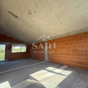 Kaštel Novi,Rudine/Kuća s pogledom na more