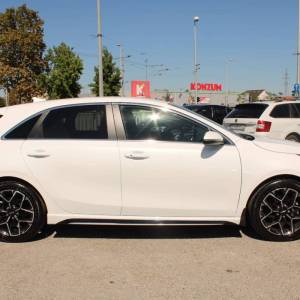 Kia Ceed 1.5 T-GDi AUTOMATIK GT Line *LED, NAVIGACIJA, KAMERA*