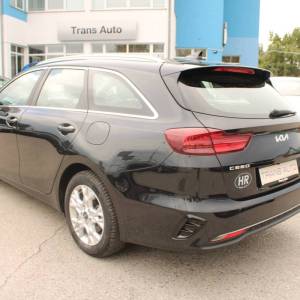 Kia Ceed Sportswagon 1.6 CRDi AUTOMATIK *NAVIGACIJA, LED, KAMERA*
