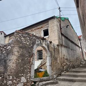 Kostrena, Urinj - Kuća starina, 116m2, Investicija!