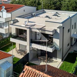 KOŽINO - Dvosoban apartman S3 na 1. katu, potpuno opremljeno i namješteno - 72m2