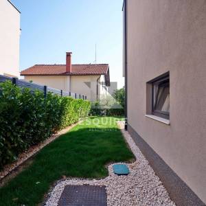 KOŽINO - Dvosoban apartman S2 s vrtom, potpuno opremljeno i namješteno - 87m2