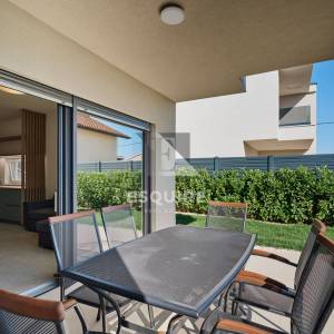 KOŽINO - Dvosoban apartman S2 s vrtom, potpuno opremljeno i namješteno - 87m2
