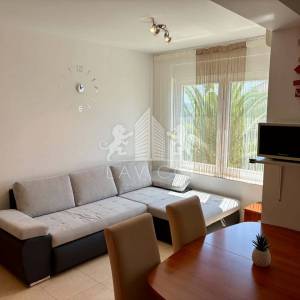 Kožino I Jednosobni apartman, drugi red od mora