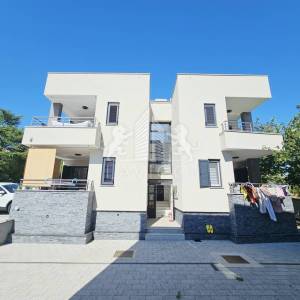 Kožino I Penthouse s 4 sobe - 125 m², 40 m od plaže i mora