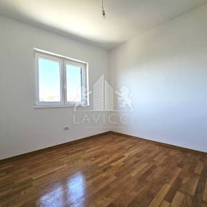 Kožino I Penthouse s 4 sobe - 125 m², 40 m od plaže i mora