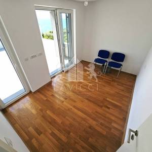 Kožino I Penthouse s 4 sobe - 125 m², 40 m od plaže i mora
