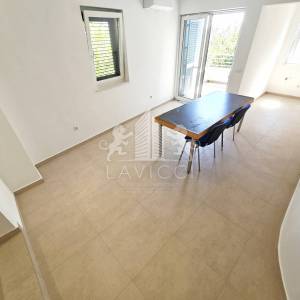 Kožino I Penthouse s 4 sobe - 125 m², 40 m od plaže i mora