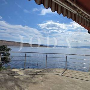 Kraljevica – kuća prvi red do mora s pogledom na Kvarner