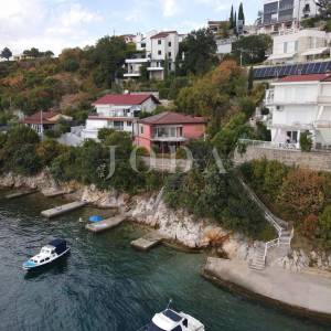 Kraljevica – kuća prvi red do mora s pogledom na Kvarner