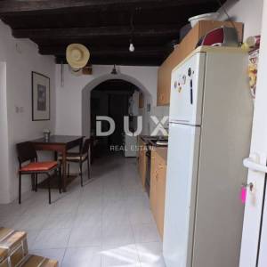 Krapanj, kuća, 85 m², 45 m od mora