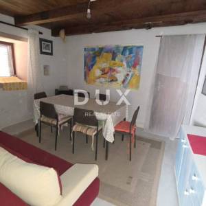 Krapanj, kuća, 85 m², 45 m od mora