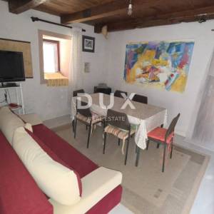 Krapanj, kuća, 85 m², 45 m od mora