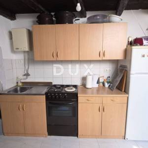 Krapanj, kuća, 85 m², 45 m od mora