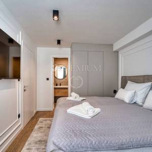 Krk, moderan apartman s bazenom i wellnessom, pogledom na more!