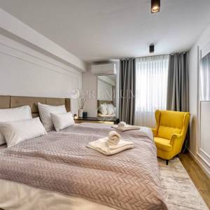 Krk, moderan apartman s bazenom i wellnessom, pogledom na more!