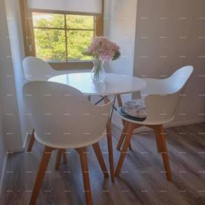 KRNICA, Istarska kamena kuća 170 m² s 2 apartmana, stanom i velikim dvorištem