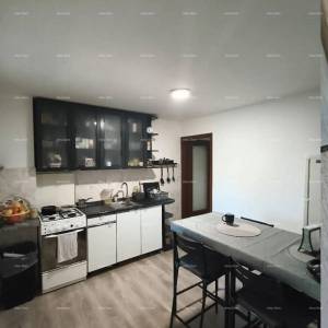 KUĆA NA CRVENOM VRHU KOD UMAGA – 3 ETAŽE