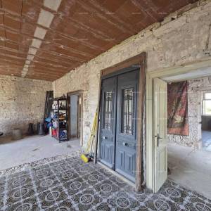 KUĆA U MUTVORANU – 300+ m² I ZEMLJIŠTE 2.980 m²