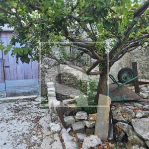 Kuća u Vodnjanu, 5 ss, dvorište, garaža