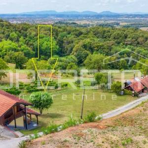 KUĆA ZA ODMOR / VIKENDICA  NKP 71 m2 NA PARCELI  OD 2.720 m2 NA IZVRSNOJ LOKACIJ
