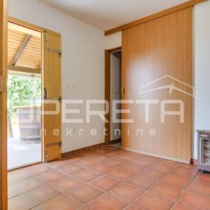 KUĆA ZA ODMOR / VIKENDICA  NKP 71 m2 NA PARCELI  OD 2.720 m2 NA IZVRSNOJ LOKACIJ