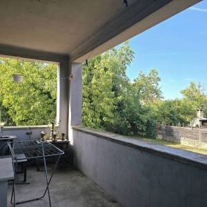 Kuća za uređenje, 370m2, zemljište  2000m2