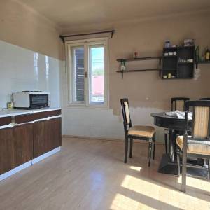 Kuća za uređenje, 370m2, zemljište  2000m2