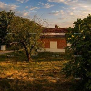 KUKCI, POREČ, KUĆA 67 m² NA GRAĐEVINSKOM ZEMLJIŠTU 471 m²