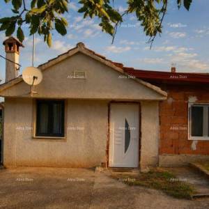 KUKCI, POREČ, KUĆA 67 m² NA GRAĐEVINSKOM ZEMLJIŠTU 471 m²