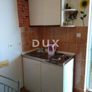 Kvarner, Senj, Apartmanska kuća, 230 m2, prvi red od mora