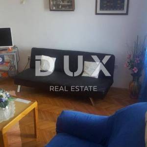 Kvarner, Senj, Apartmanska kuća, 230 m2, prvi red od mora
