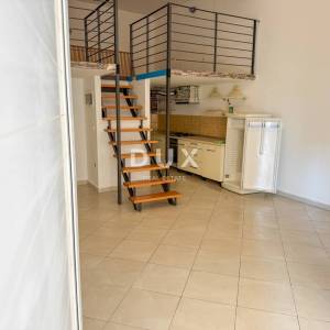 Labin, centar, poslovni prostor, 38m2