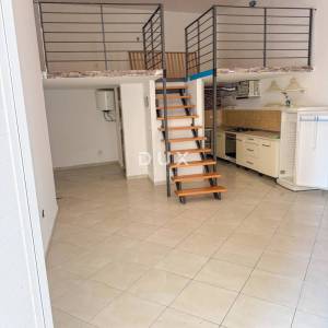 Labin, centar, poslovni prostor, 38m2