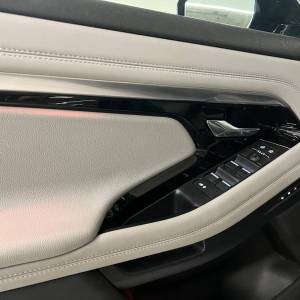 Land Rover Range Rover Evoque R-DYNAMIC SE 2.0D TD4 MHEV 163HP AWD A9 - 3 godine jamstva