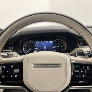 Land Rover Range Rover Velar R-DYNAMIC SE 2.0D 204HP 4WD A8 MHEV LIMITED - 3 godine jamstva